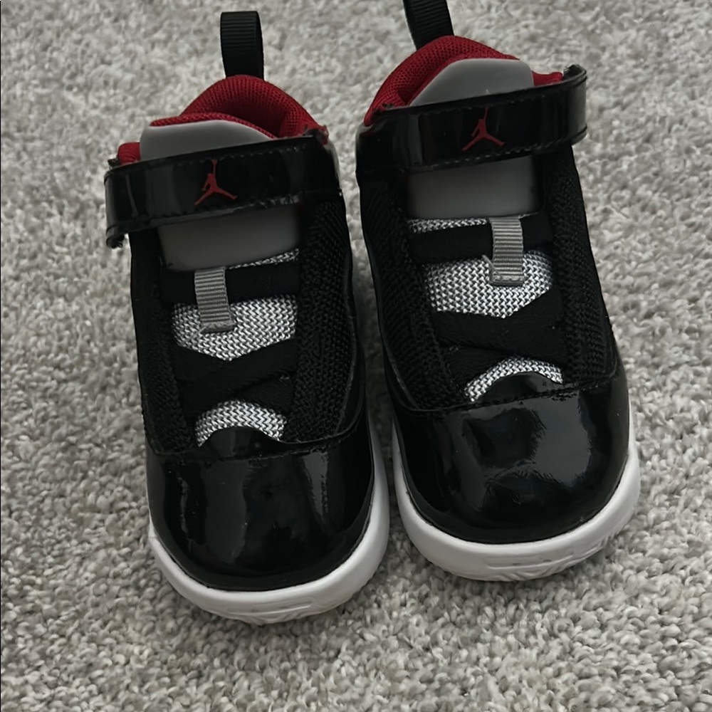 Kids Black patent and Red Sneakers 6C Jordan’s